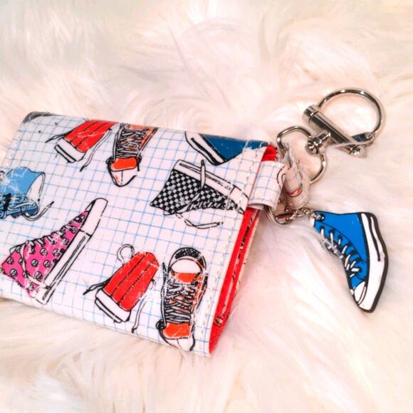 PAPERCHASE Retro Distressed Chucks Hi-Top Velcro Wallet - Picture 6 of 10